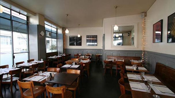 Кафе des Bains в Женеве Кафе des Bains в Женеве