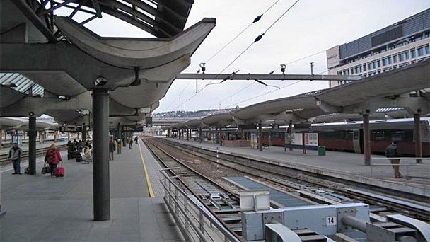 Центральный железнодорожный вокзал Норвегии в Осло Центральный железнодорожный вокзал Норвегии в Осло