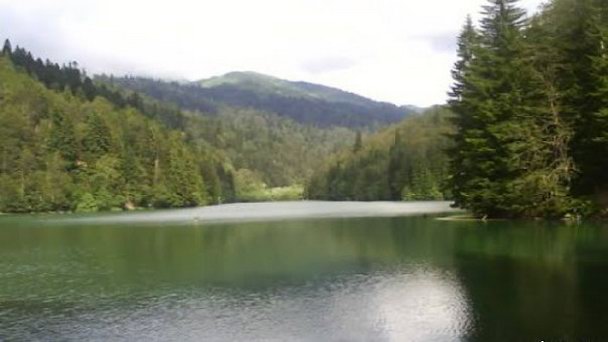 Озеро Кведи в Сванетии Озеро Кведи в Сванетии