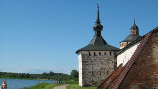Хлебная башня Кирилло-Белозерского монастыря Хлебная башня Кирилло-Белозерского монастыря
