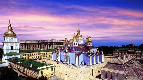 Михайловский Златоверхий монастырь Михайловский Златоверхий монастырь