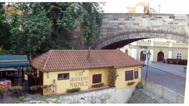 Кафе Marnice в Праге Кафе Marnice в Праге