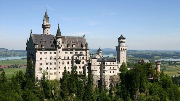 Замок Нойшванштайн Замок Нойшванштайн