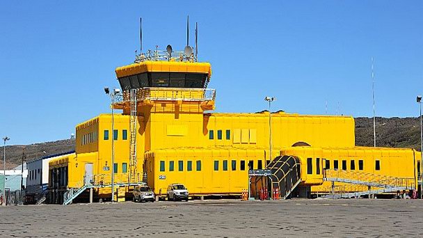 Аэропорт Икалуит в Квебеке Аэропорт Икалуит в Квебеке